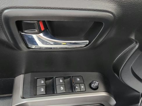 Certified 2021 Toyota Tacoma Limited AWD/4WD image 20