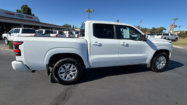 Used 2022 Nissan Frontier SV RWD image 3