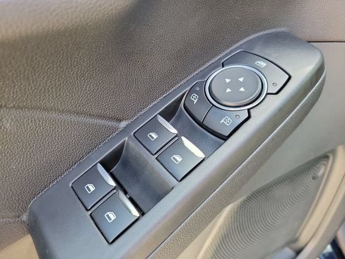Used 2021 Ford Escape SE w/ Cold Weather Package FWD image 16