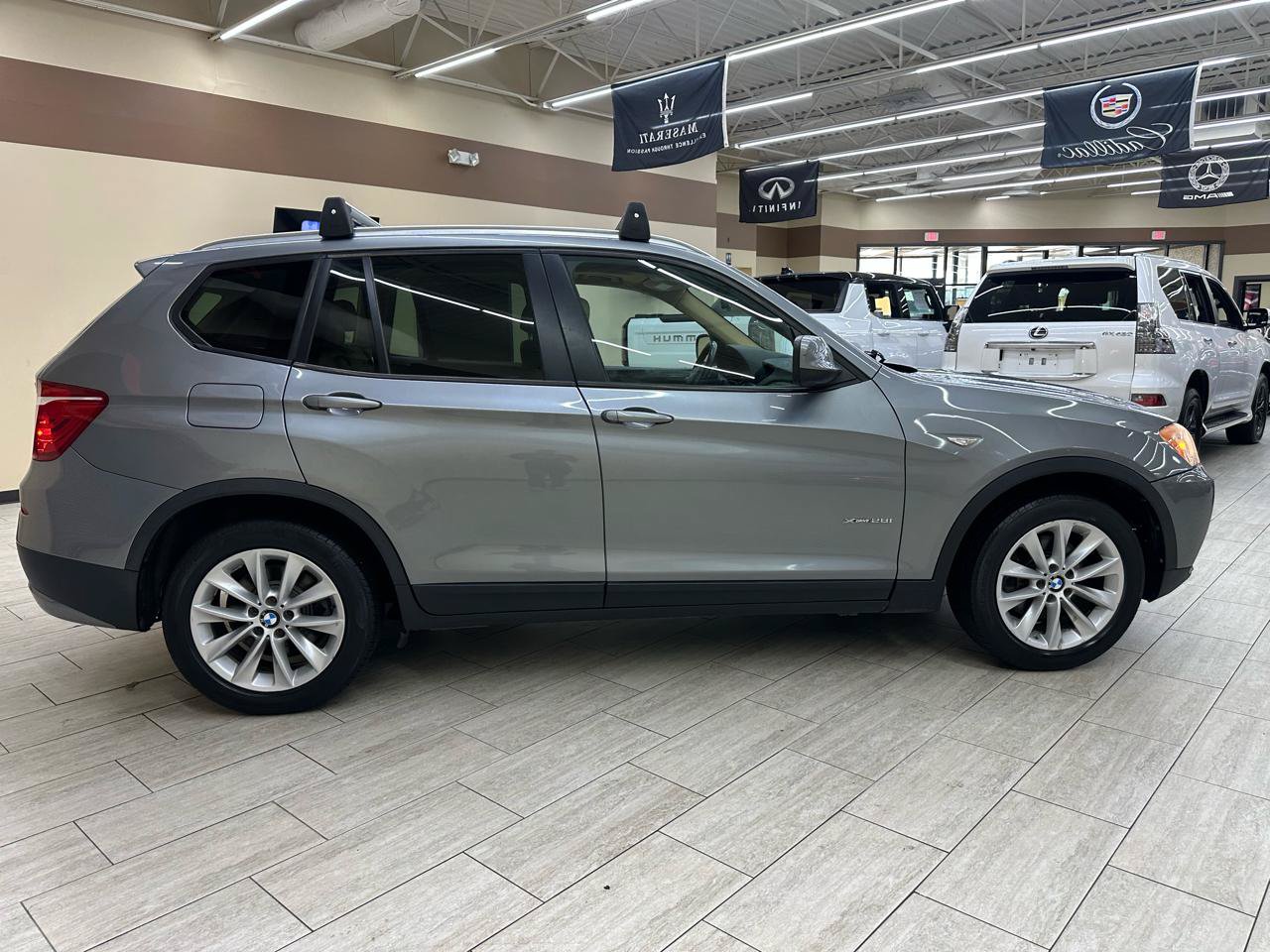 Used 2013 BMW X3 xDrive28i AWD/4WD image 6