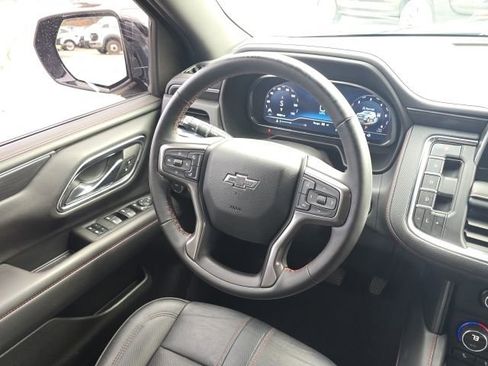 Used 2023 Chevrolet Suburban RST w/ Luxury Package image 32