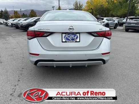 Used 2022 Nissan Sentra SV image 4