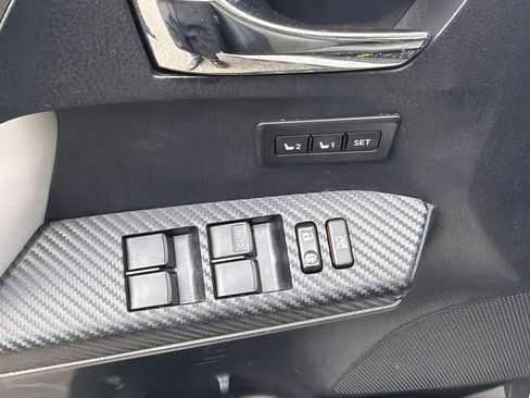 Used 2014 Toyota RAV4 Limited FWD image 14