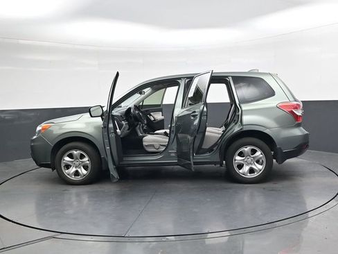 Used 2016 Subaru Forester 2.5i image 43