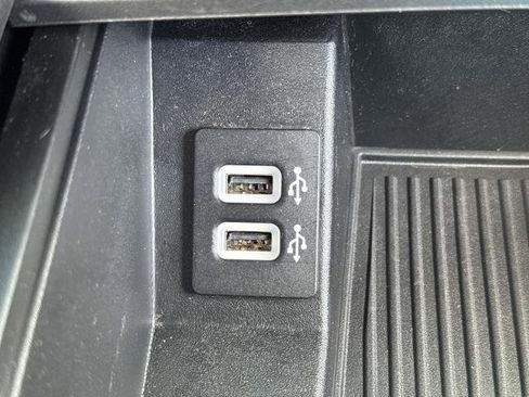 Certified 2019 Ford F150 XLT w/ Equipment Group 302A Luxury image 22