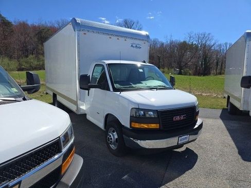 New 2025 GMC Savana 3500 Extended w/ Power Convenience Package image 7