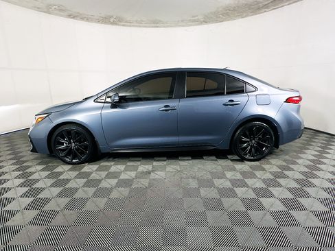 Used 2024 Toyota Corolla SE w/ SE Premium Package FWD image 6