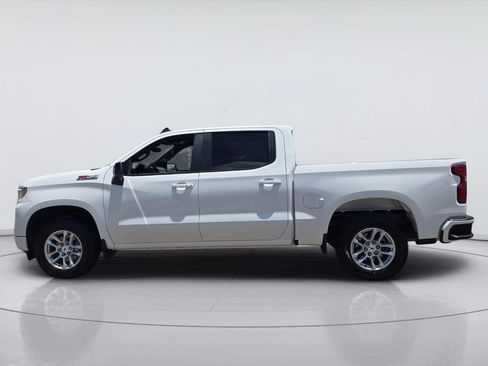 Used 2023 Chevrolet Silverado 1500 RST w/ Z71 Off-Road Package AWD/4WD image 8