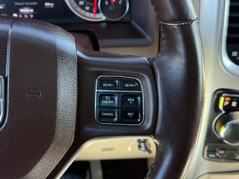 Used 2018 RAM 1500 SLT image 19