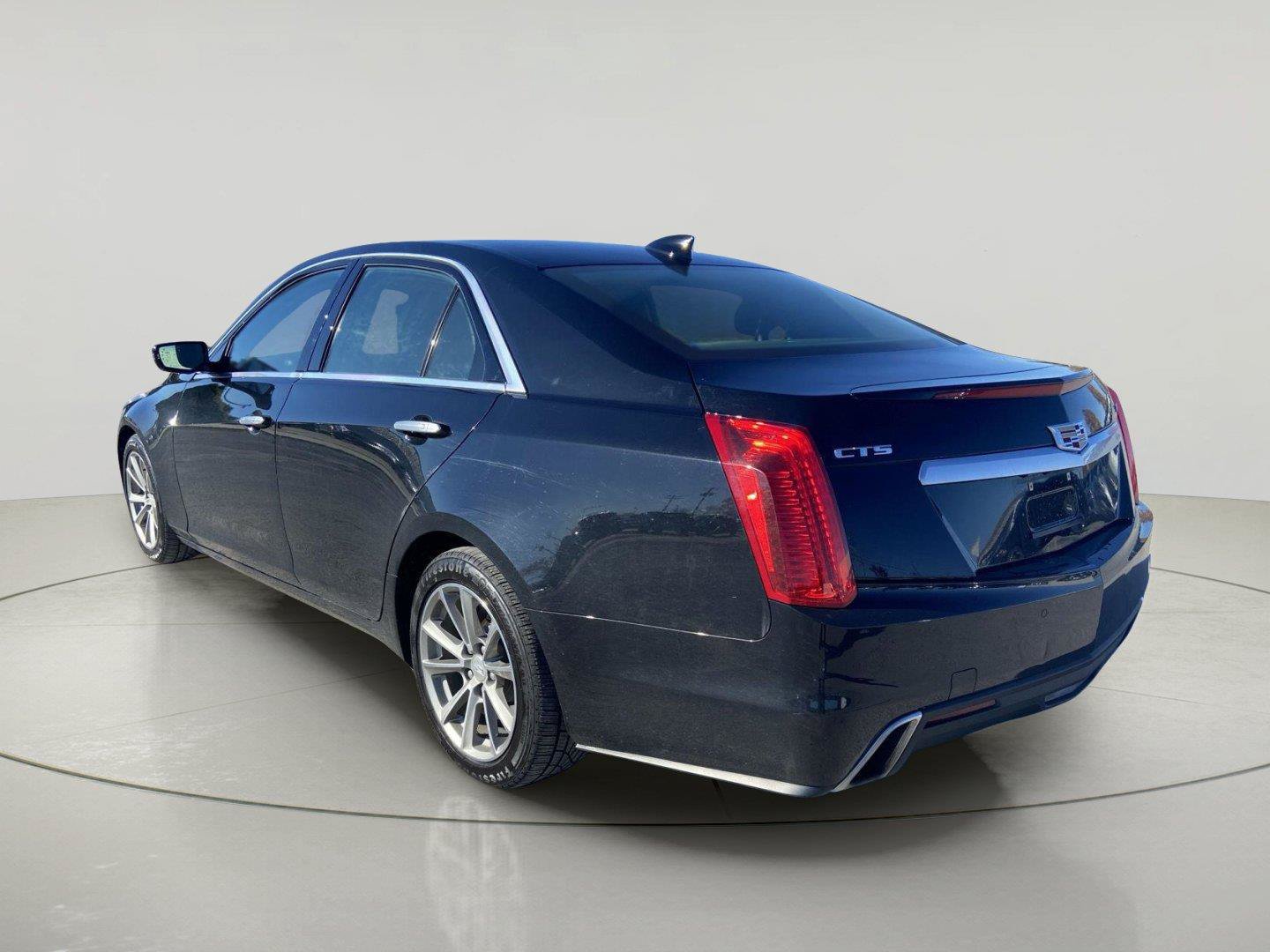 Used 2019 Cadillac CTS Luxury RWD image 10