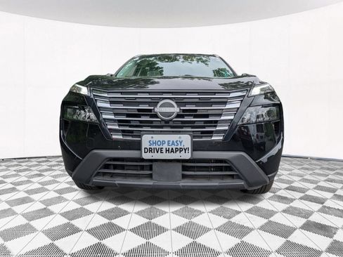 Used 2024 Nissan Rogue SV w/ SV Premium Package FWD image 16