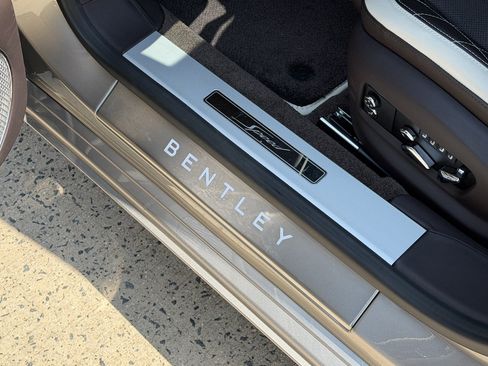Certified 2024 Bentley Flying Spur W12 AWD/4WD image 21