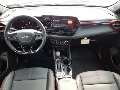 Certified 2025 Chevrolet TrailBlazer RS w/ Convenience Package FWD image 12