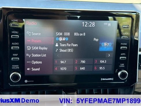 Used 2021 Toyota Corolla LE FWD image 37