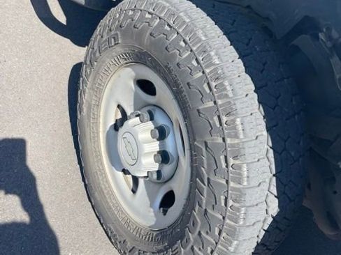 Used 2006 Chevrolet Silverado 2500 W/T RWD image 22