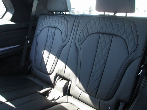 Used 2026 BMW ALPINA XB7 image 20