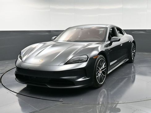 New 2026 Porsche Taycan image 6