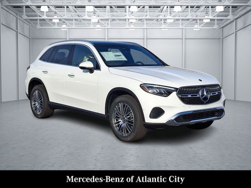 New 2026 Mercedes-Benz GLC 300 4MATIC image 1