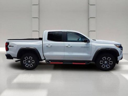 Certified 2023 Chevrolet Colorado Z71 w/ Z71 Convenience Package 2 AWD/4WD image 6
