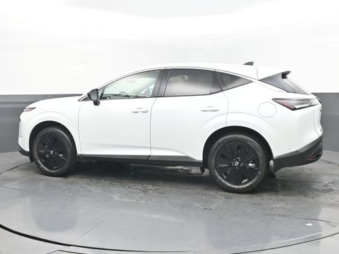 New 2025 Nissan Murano SV image 5