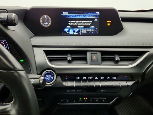 Used 2019 Lexus UX 250h w/ Premium Package image 18