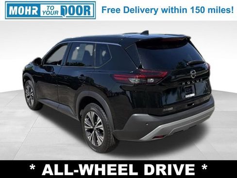 Used 2021 Nissan Rogue SV AWD/4WD image 3