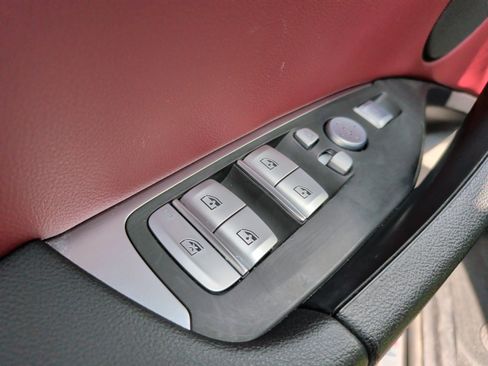 Used 2024 BMW X3 xDrive30i w/ Premium Package AWD/4WD image 29