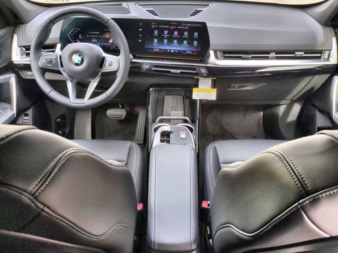 Used 2026 BMW X1 xDrive28i image 15