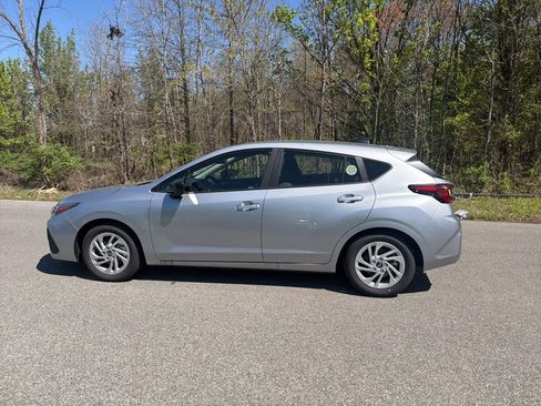 Used 2025 Subaru Impreza 2.0i image 7