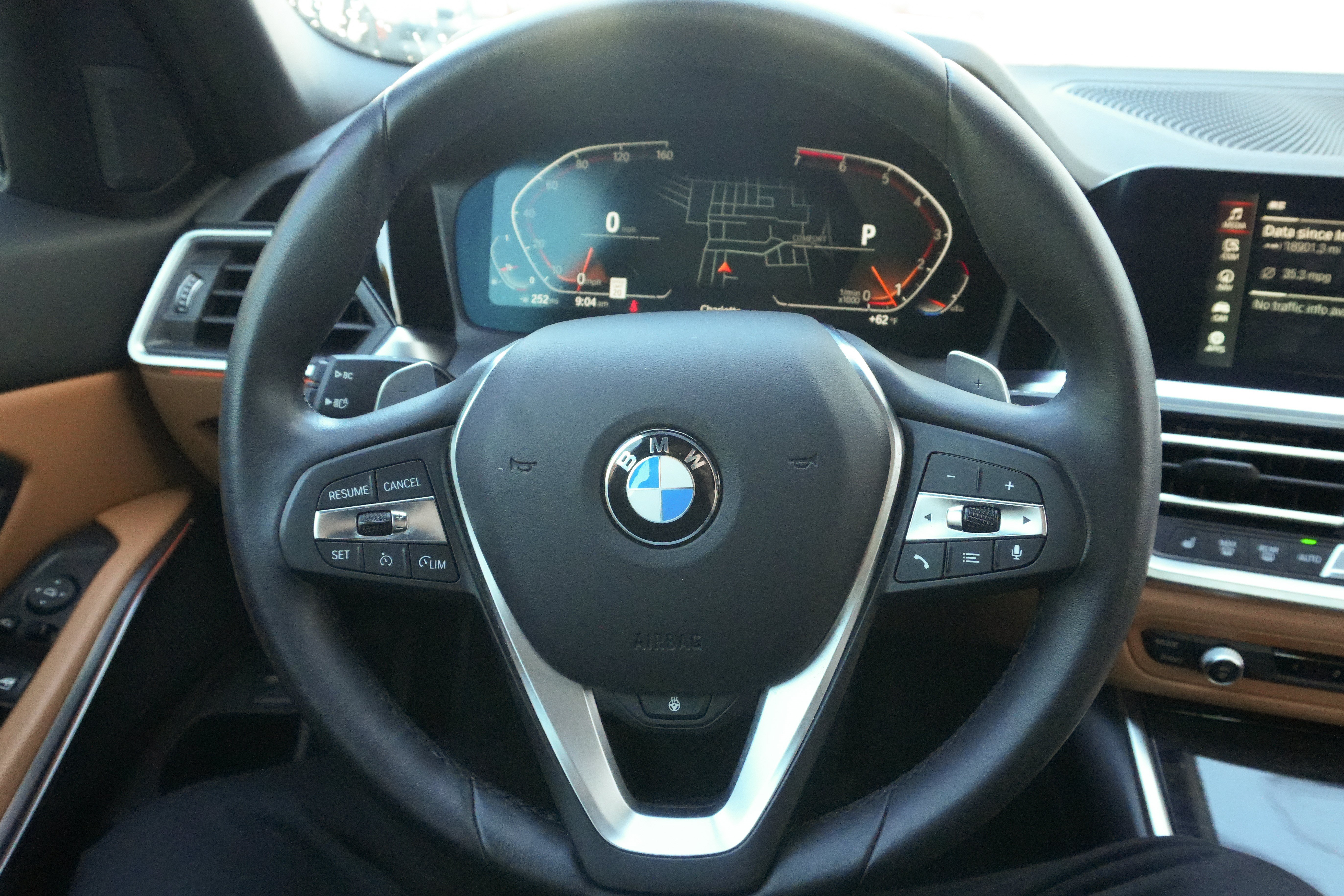 Used 2022 BMW 330i Sedan w/ Driving Assistance Package RWD image 15