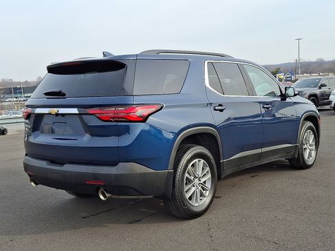 Certified 2023 Chevrolet Traverse LT image 6