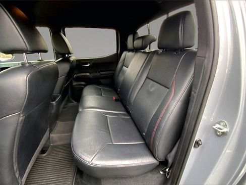 Used 2017 Toyota Tacoma TRD Pro image 19