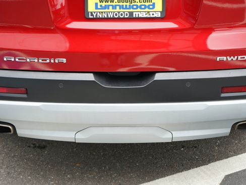 Used 2023 GMC Acadia SLT image 14