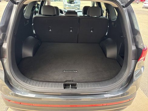 Used 2023 Hyundai Santa Fe SEL image 14