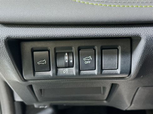 Used 2025 Subaru Outback Onyx Edition AWD/4WD image 16