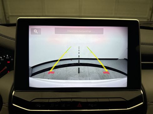 Used 2023 Jeep Compass Limited image 15