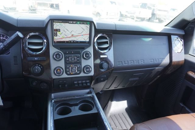 Used 2015 Ford F350 Platinum AWD/4WD image 30