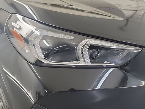 Used 2025 BMW X1 xDrive28i w/ Convenience Package image 21