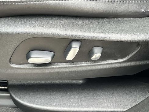 Used 2019 Cadillac XT5 Luxury image 22