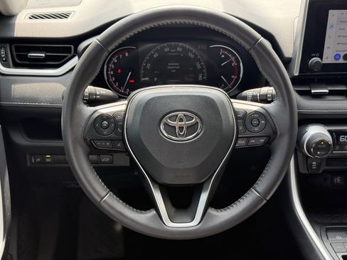 Used 2025 Toyota RAV4 XLE Premium FWD image 15
