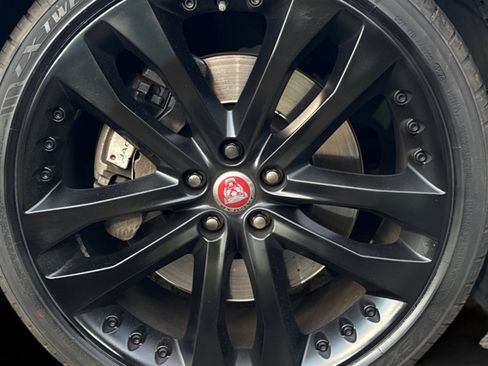 Used 2019 Jaguar F-TYPE Convertible image 48