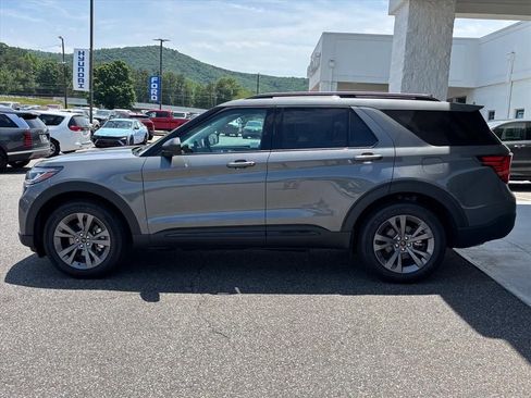New 2026 Ford Explorer Active w/ Active Comfort Package AWD/4WD image 24