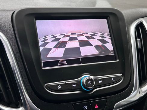 Used 2023 Chevrolet Equinox LT image 27