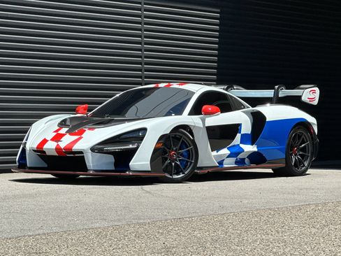 Used 2019 McLaren Senna RWD image 1