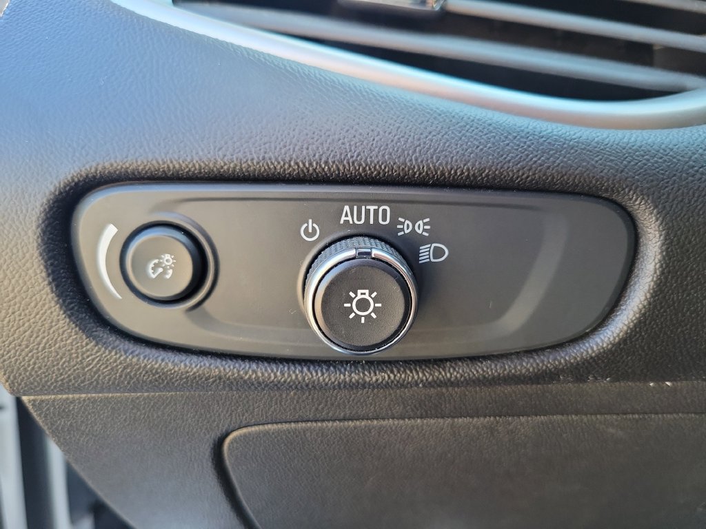 Used 2024 Chevrolet Malibu LT FWD image 27