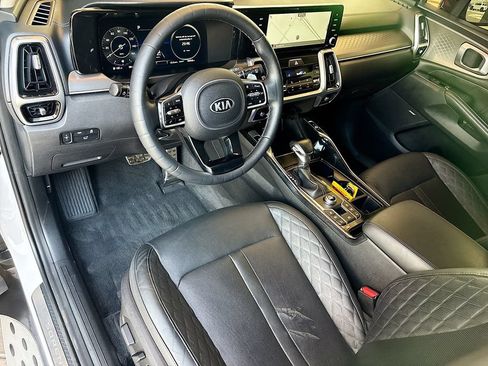 Used 2021 Kia Sorento SX FWD image 9