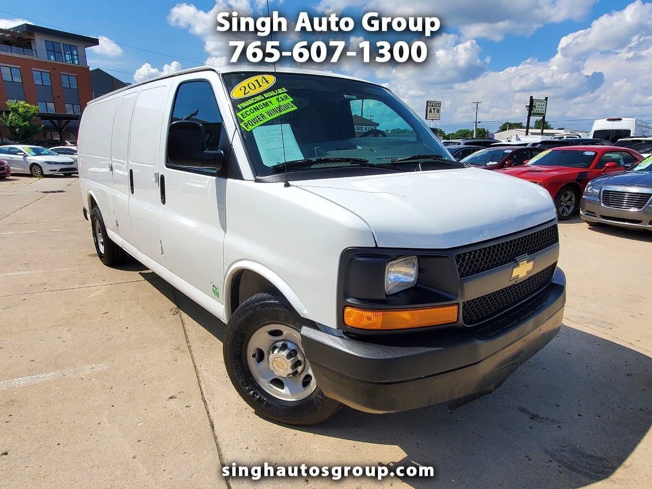Used 2014 Chevrolet Express 3500 Extended RWD image 1