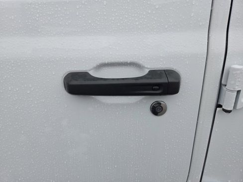 Used 2022 Jeep Gladiator Overland w/ Cold Weather Group image 41