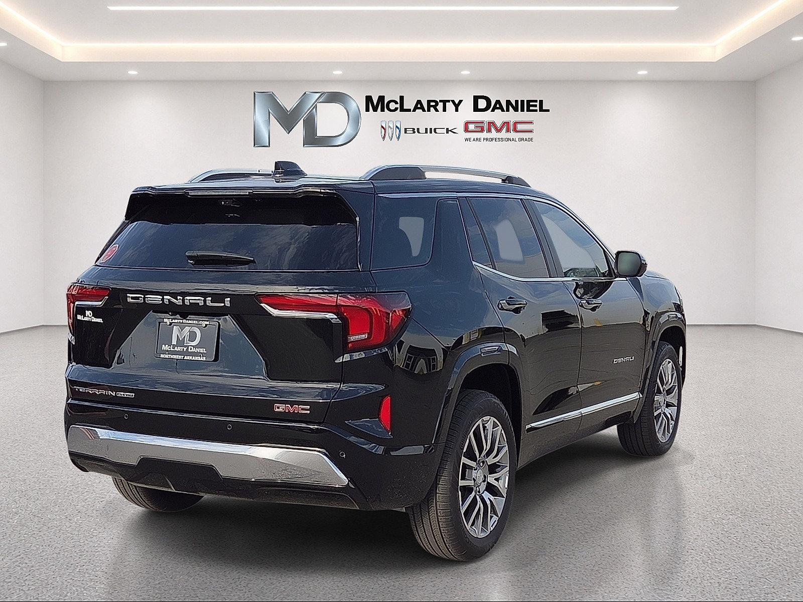 New 2027 GMC Terrain Denali w/ LPO, Floor Liner Package AWD/4WD image 5