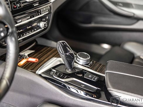 Used 2019 BMW 540i xDrive image 21